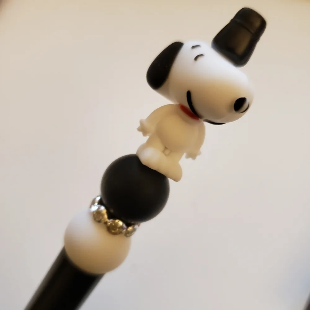 Handmade 3D Snoopy Beaded Silicone Focal Bead Pen